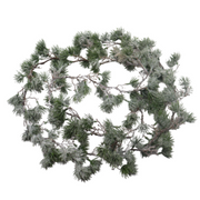 Besneeuwde Kerstguirlande