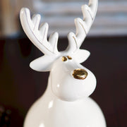 Klein rendier met gouden details