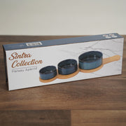 Set van 3 serveerkommetjes op houten plank