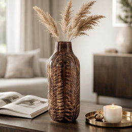 Keramische vaas bruin met bladmotief 31 cm